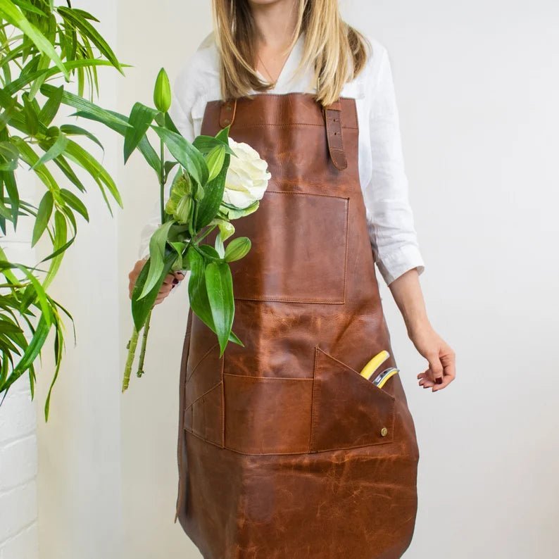 Distressed Multi -best leather apron with pockets​
